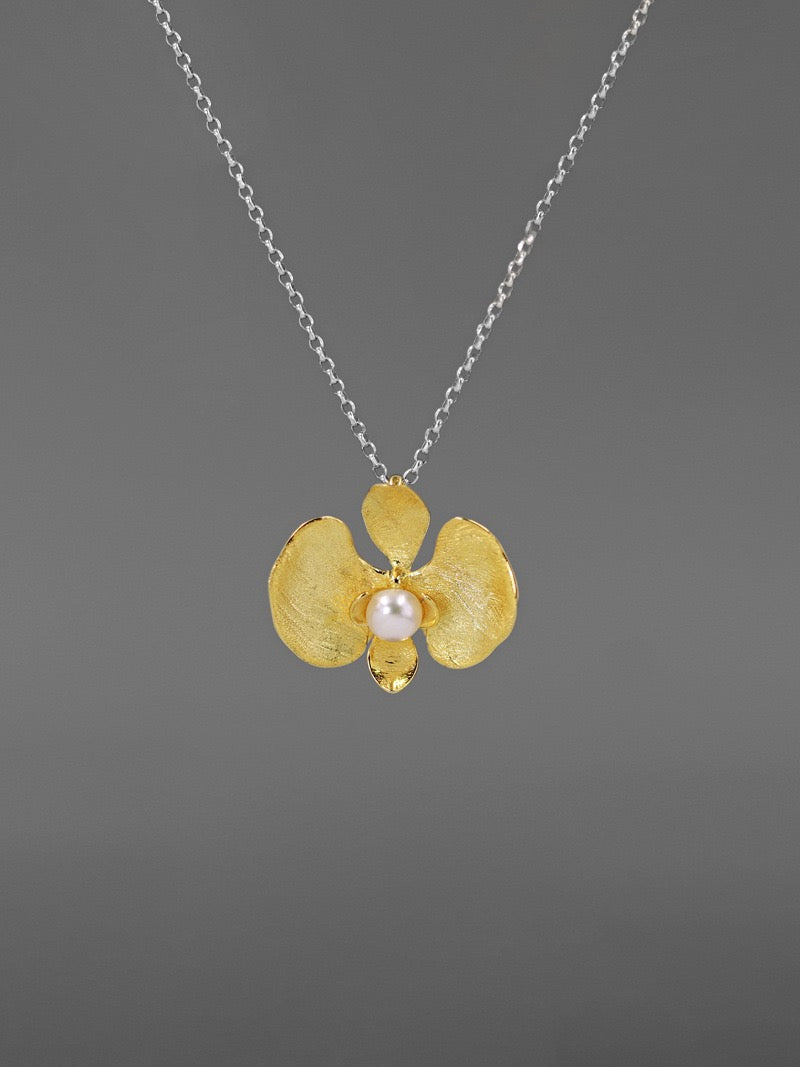 J51(gold chain)