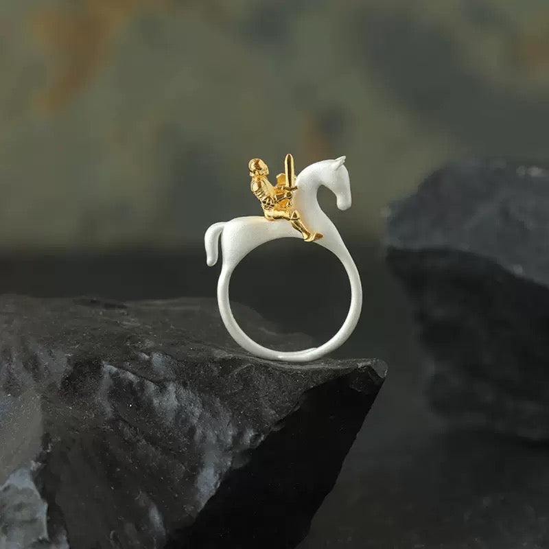 P1(White Horse Knight Ring）—  Premium Line